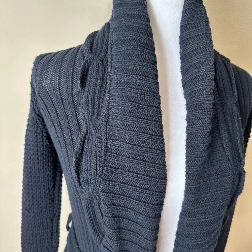 BCBGeneration  Black Cable Knit Tie Front Cardigan Sweater size small - Image 5
