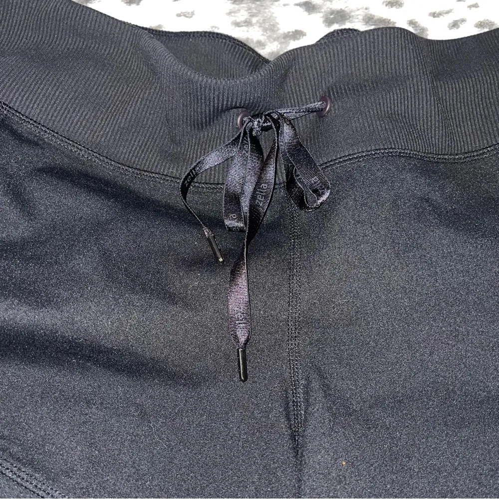 Zella  Lounge Shorts - Image 3