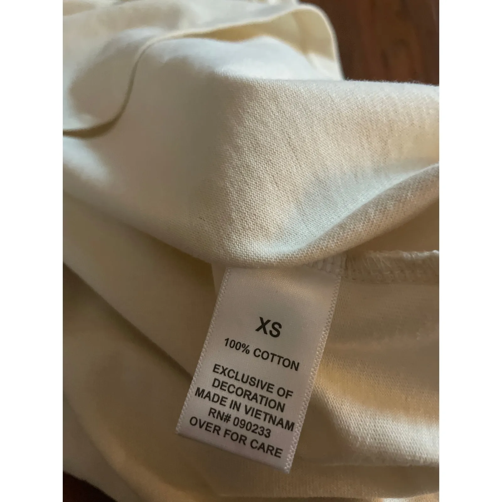 Essentials FEAR of GOD Oversize T-Shirt Buttercream Color w Black Size XS Tee - Image 6