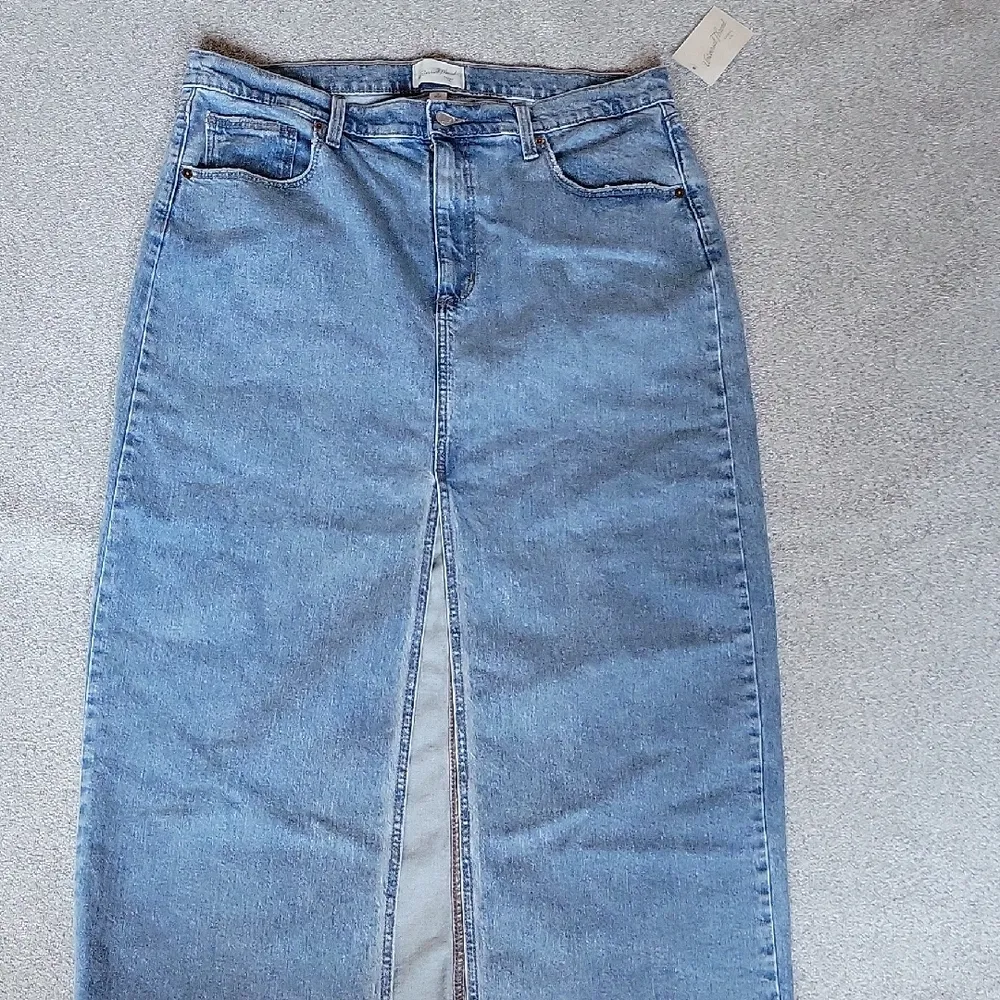 Universal Thread Blue Skirt  Máxi Size 16 - Image 2