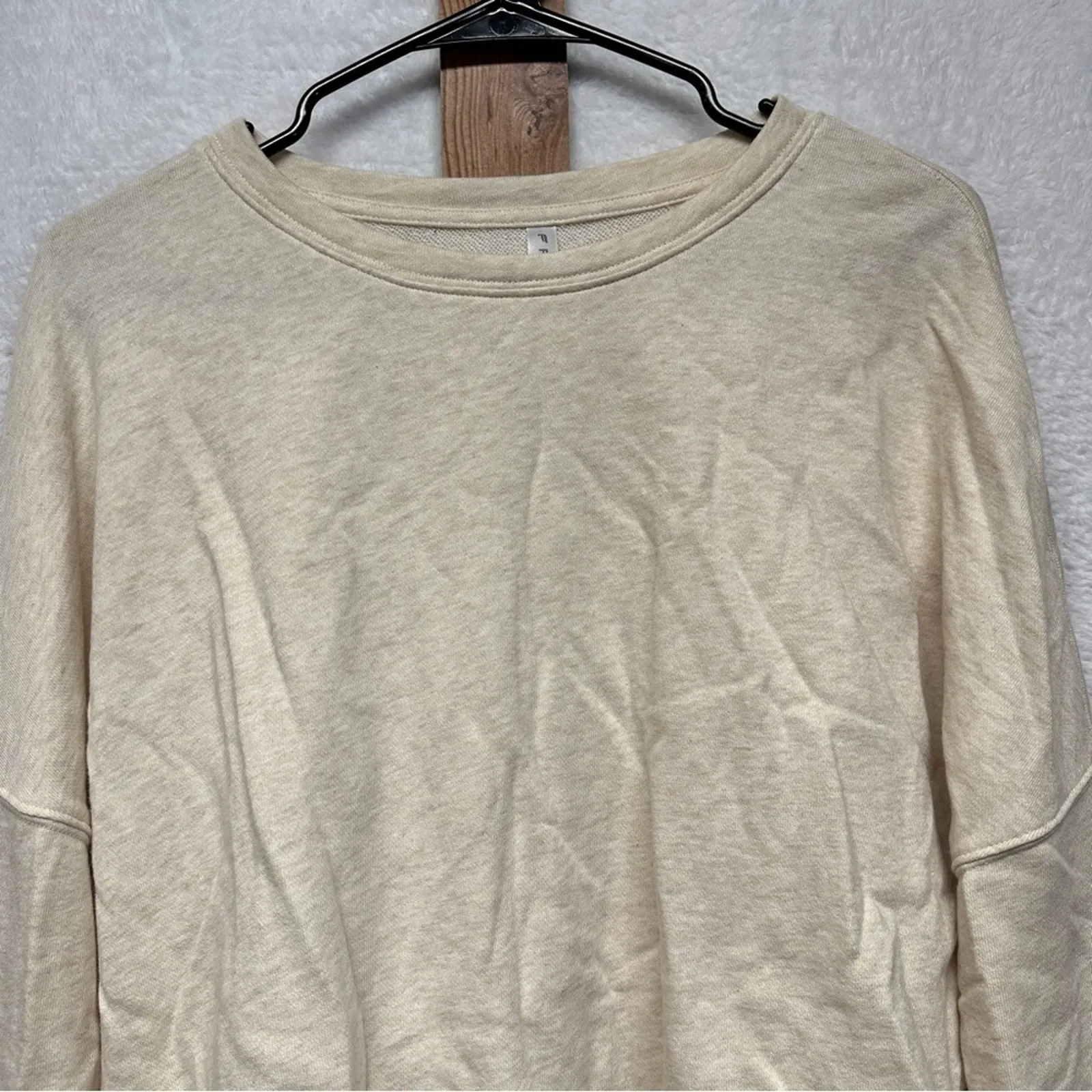 Fabletics  Cream Long Sleeve Pullover Sweater Size L‎ - Image 2