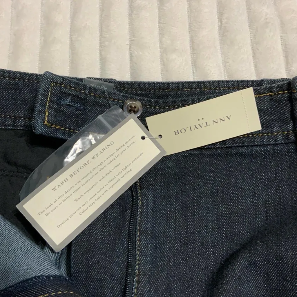 NWT Ann Taylor Denim Midi Skirt Size 8 - Image 6