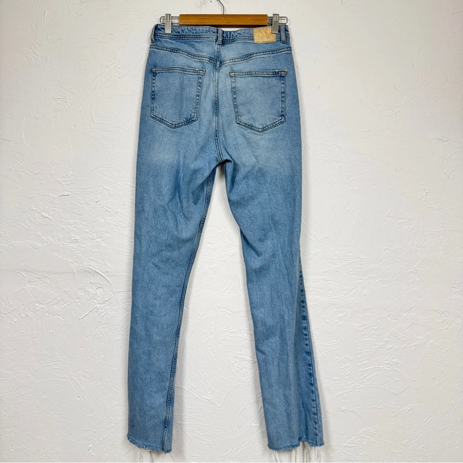 Zara Blue High Rise Straight Leg Jeans Womens 6 Slit at Ankle Button Fly Light - Image 8