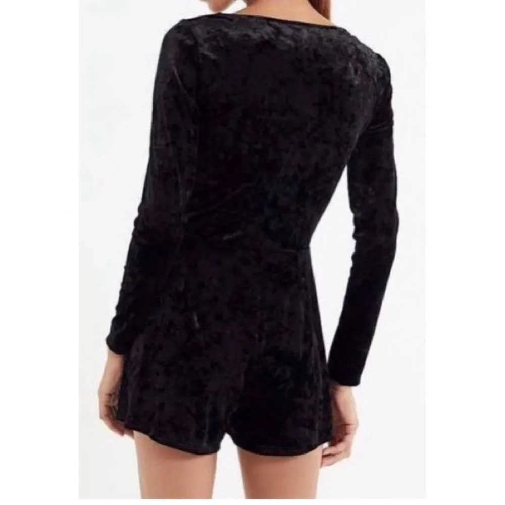 Urban Outfitters- “Sasha” Crushed Velvet Romper Long Sleeves in Black- Size M - Image 2