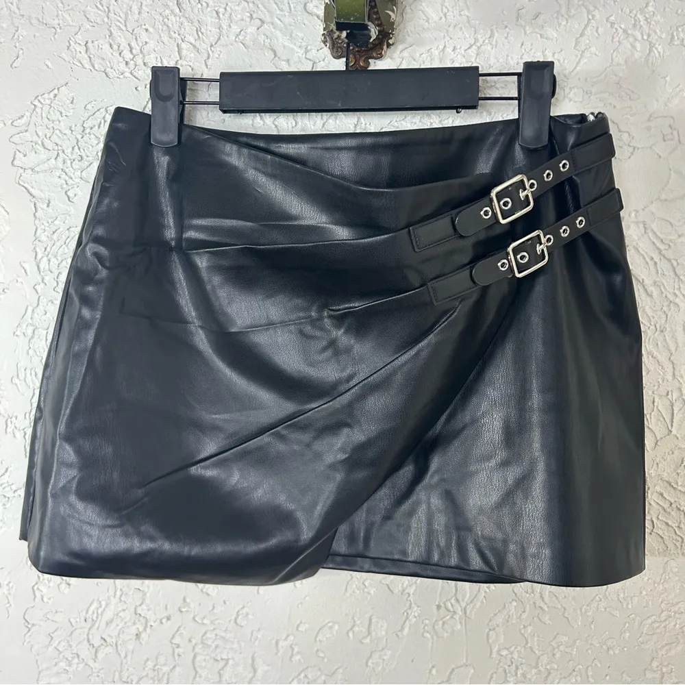 Zara | Faux Leather Side Buckle MOTO Mini Skirt NWT Size S - Image 4