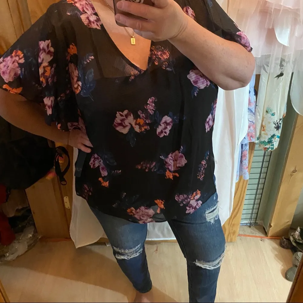 Rachel Roy Navy Floral Flutter Sleeve Blouse - Image 2