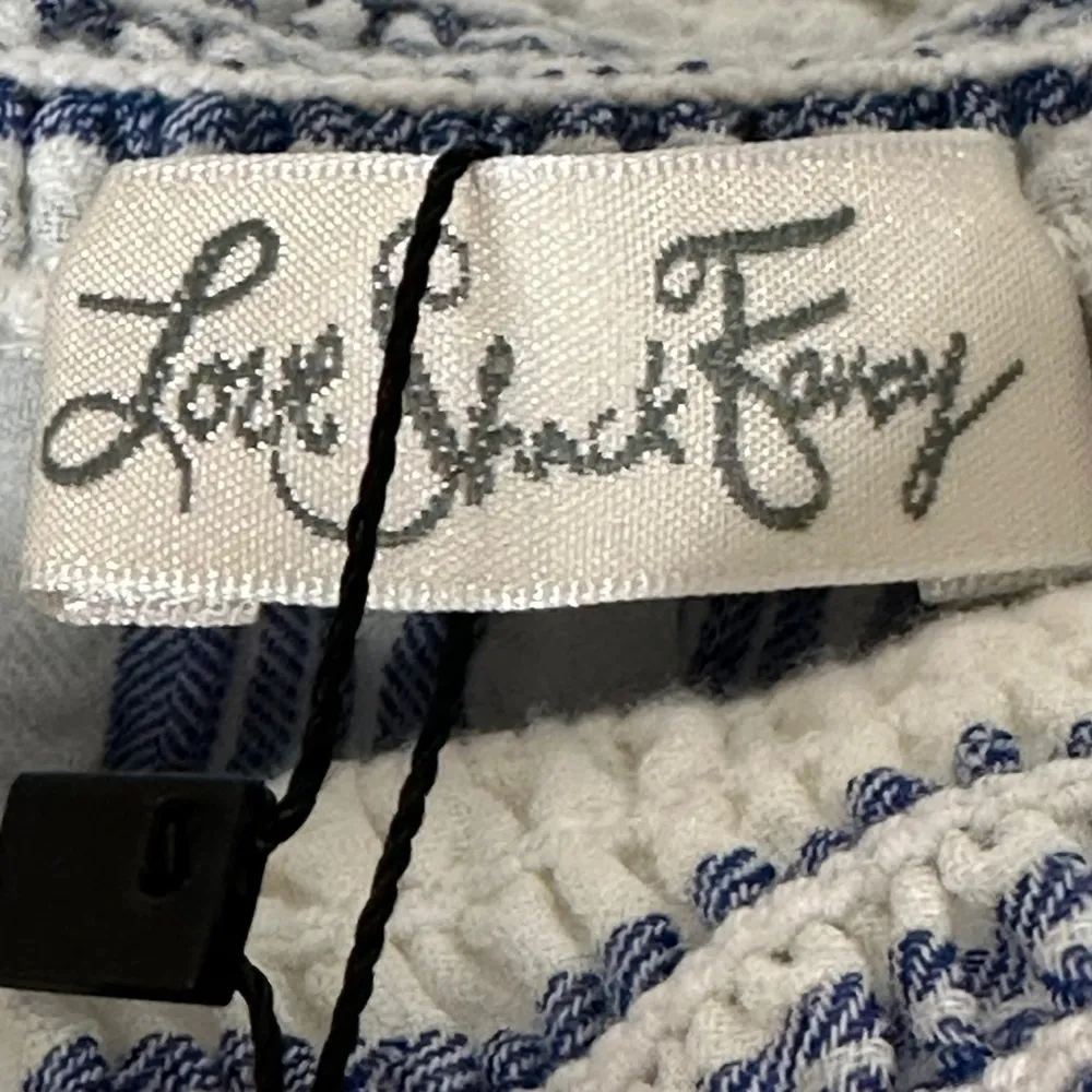 LoveShackFancy Daisy Off the Shoulder Crop Top
Blouse Size XS Pom Pom Hem - Image 13