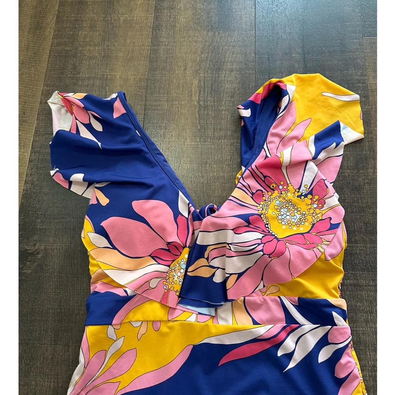 Trina Turk Breeze Ruffle Plunge Floral Print One Piece Swimsuit Size 12 - Image 2