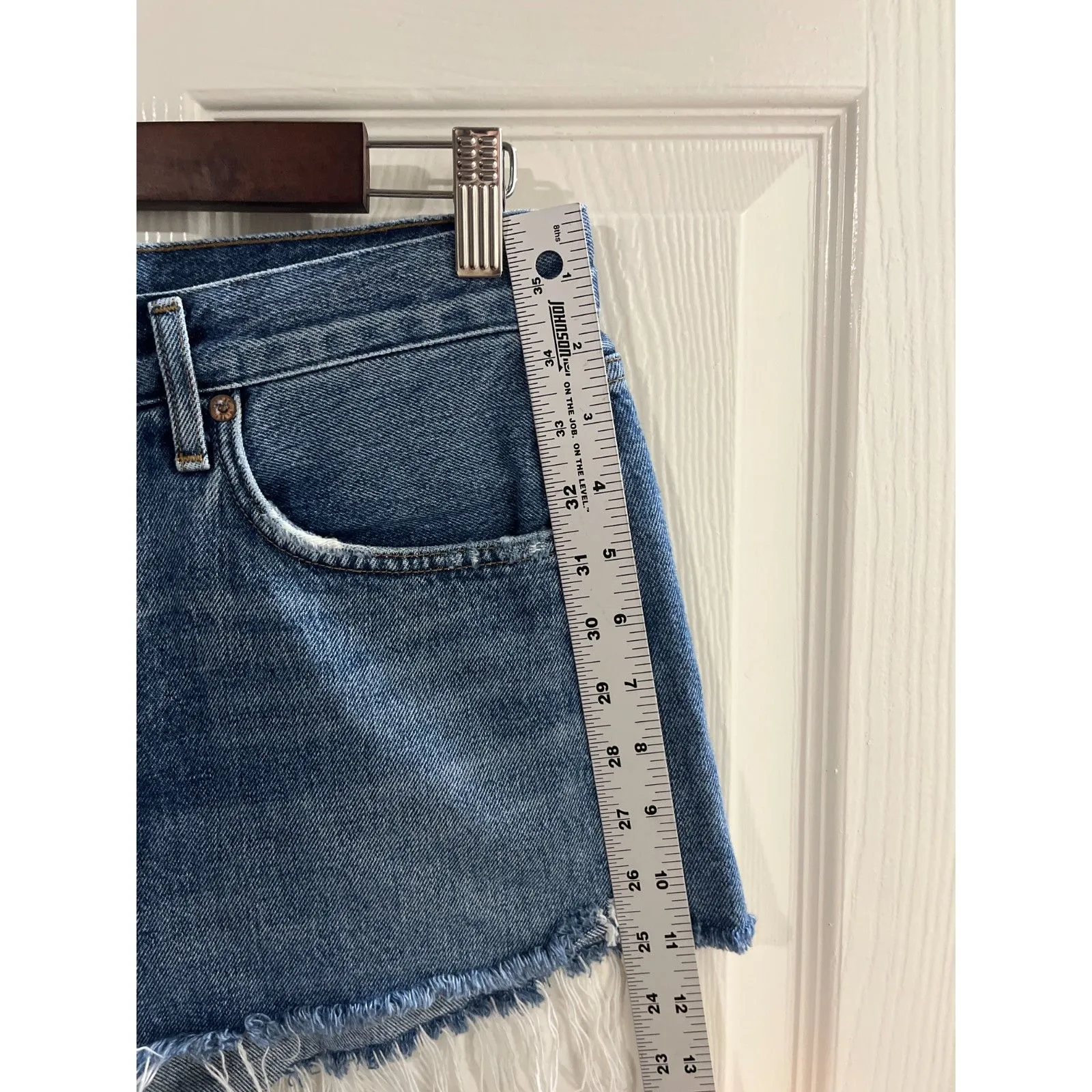 Agolde Parker Denim Shorts Medium Wash Size 28 100% Organic Cotton Trendy - Image 6