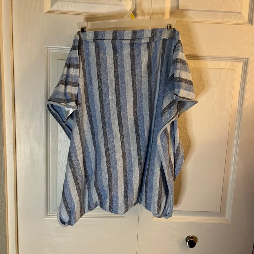 Gap Blue Stripe Infinity Scarf - Image 4