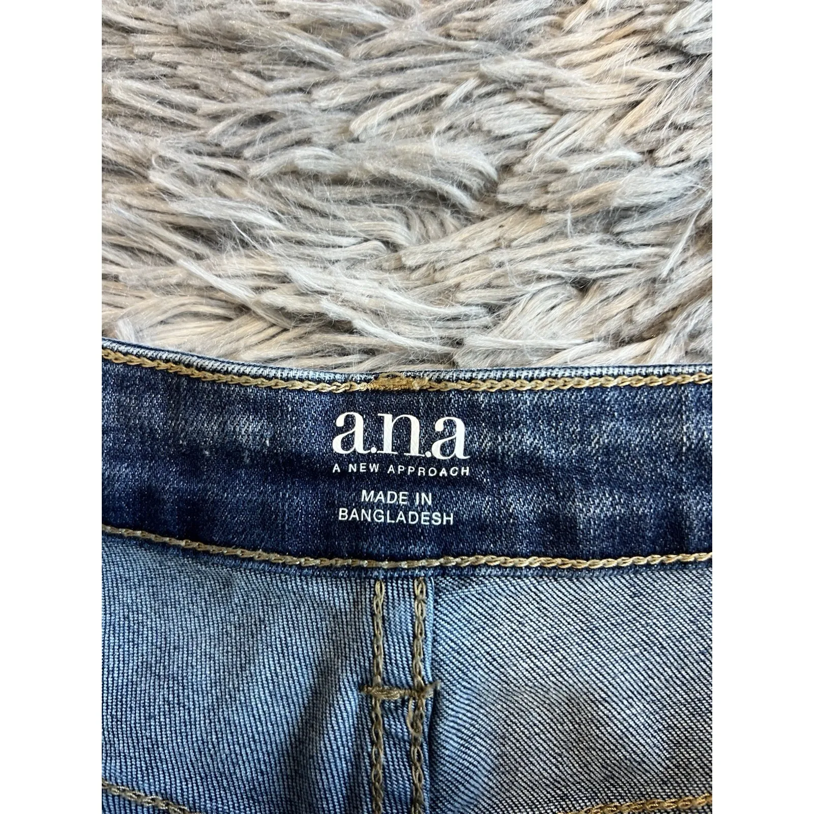 A.n.a  A New Approach Jeans Denim Shorts Size 14 Stars Beach Rodeo Cowgirl - Image 3