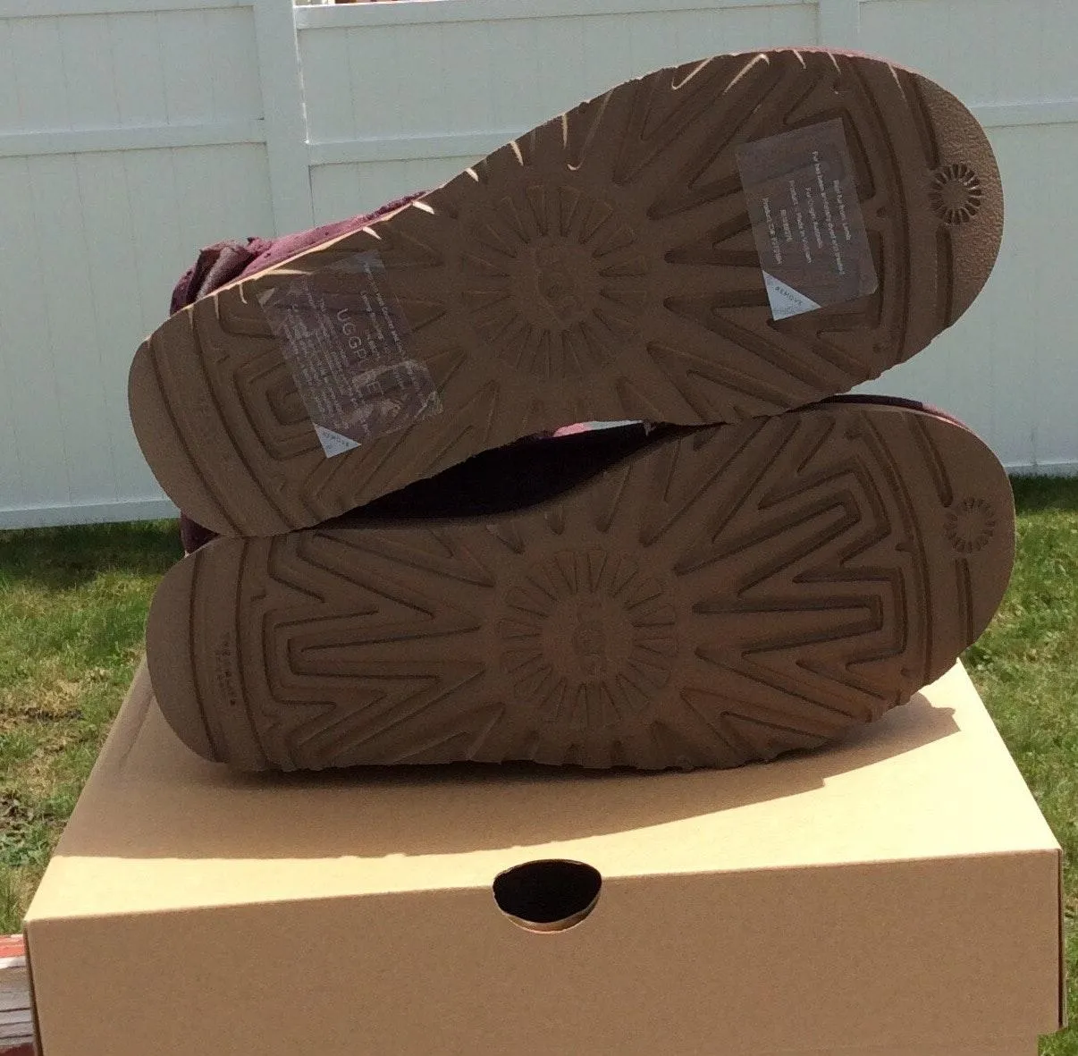 UGG Star girl Bow Mini - Image 4