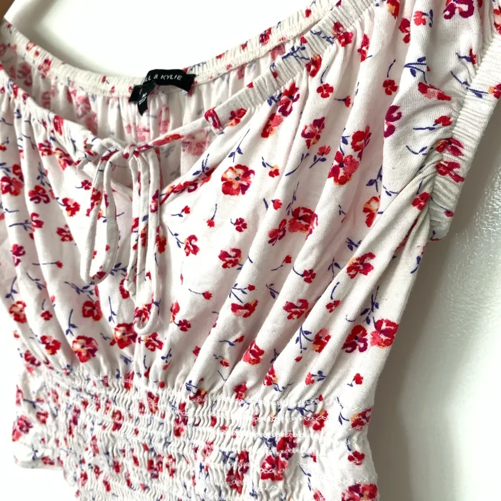 Kendall & Kylie Ruffled Off-The-Shoulder Crop Top - Image 4