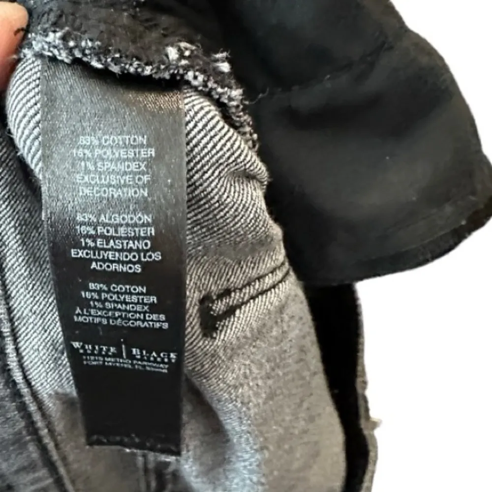 White House‎ Black Market Skinny Crop Black Jeans - Image 7