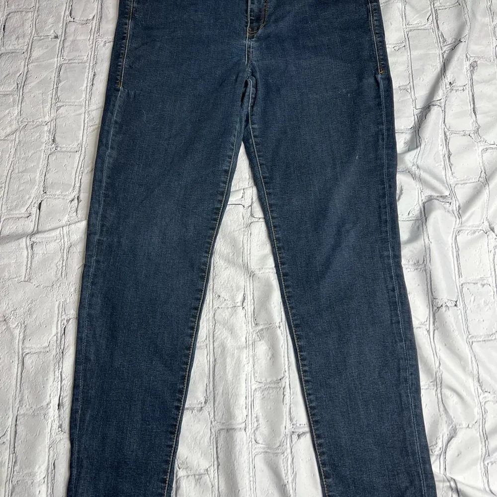 Lularoe Classic Blue Women's Jeans size 32 - Image 3