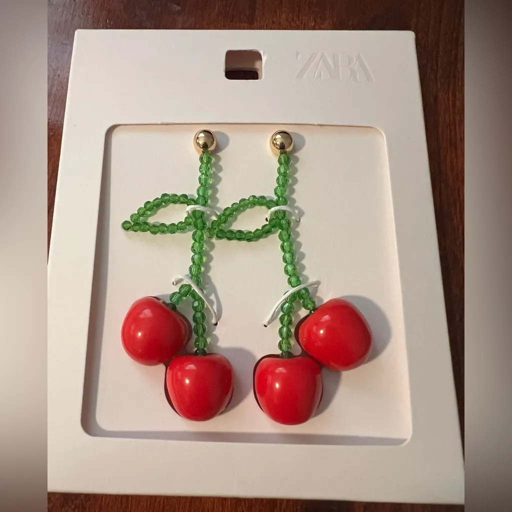 Zara Red Cherry Earrings Green Beads NEW IN BOX Statement Piece Boho Fairy - Image 5