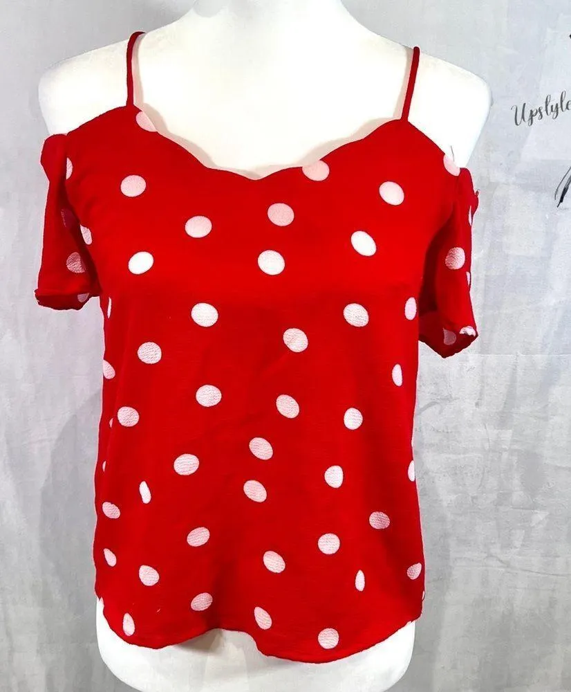 Red and white polka dot off shoulder scallop top size small - Image 2
