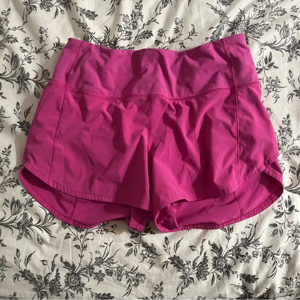 Lululemon high rise speed up 4” Sonic pink shorts size 8 - Image 2