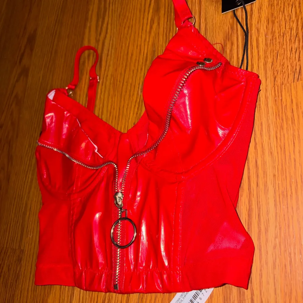 NWT-Fredricks of Hollywood X Forever 21 Glossy Red Zip-Up lingerie Set - Image 5