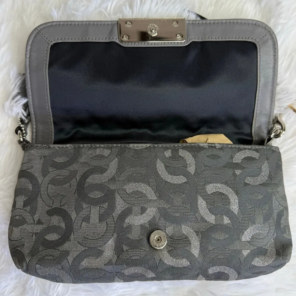 COACH y2k Kristin Op Art Gray & Silver Wristlet Mini Purse - Image 3