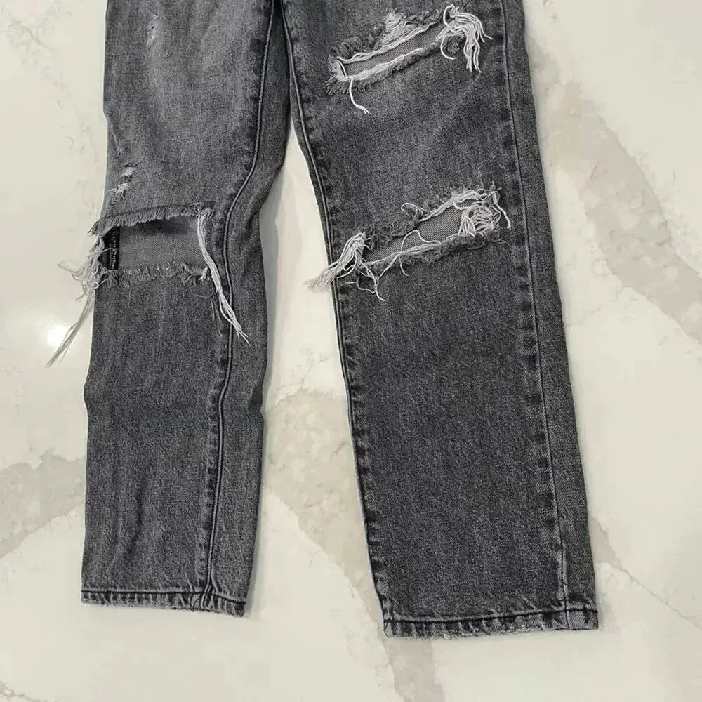 BDG Urban Outfitters Denim Jeans Black Slim Straight Button Fly Women's Size 24 - Image 2
