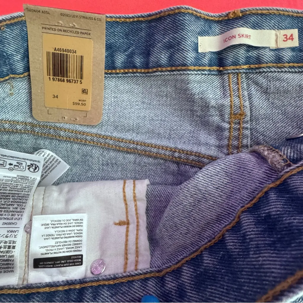 NWT Levi's Women's Icon Denim Mini Skirt - 34 - Image 8