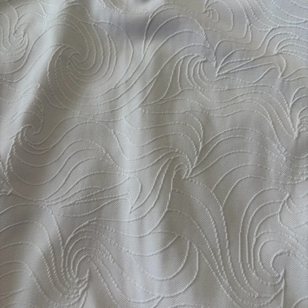 Nike V-Neck Jacquard One Piece Swimsuit NWT size Medium White Bathing Suit - Image 5