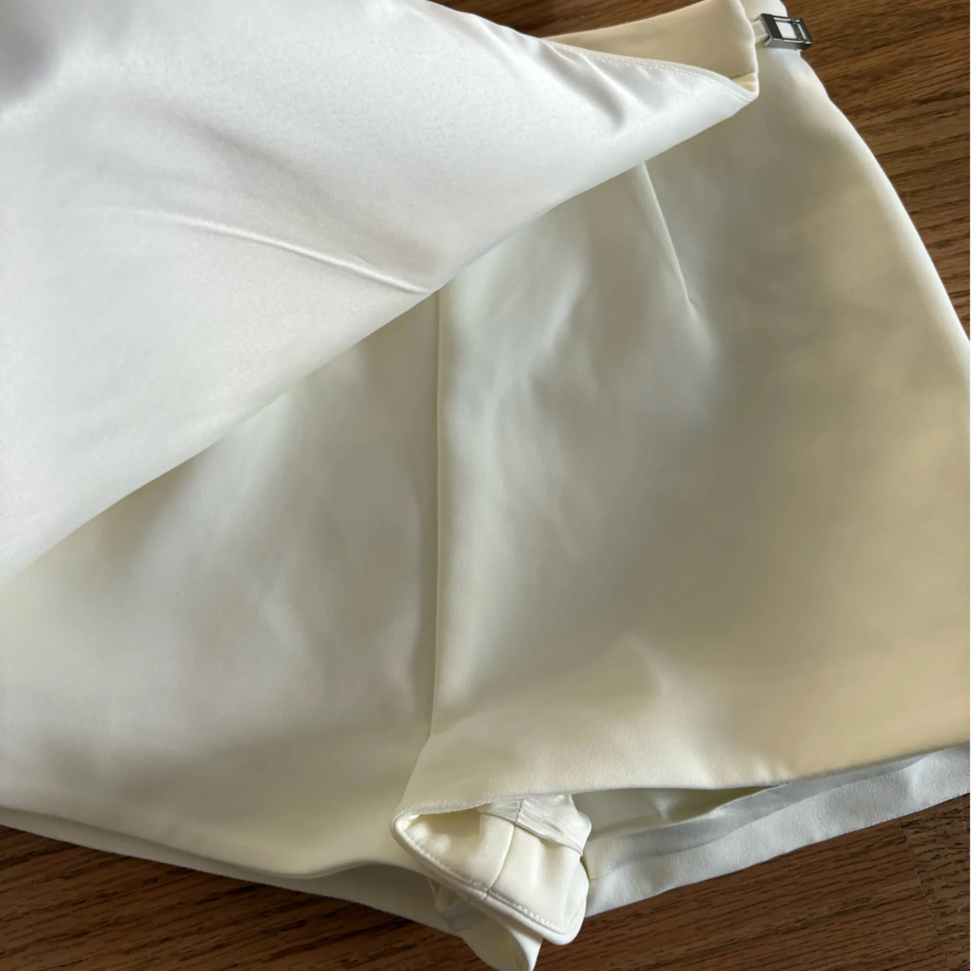 Meshki  white 2 piece set - Image 4