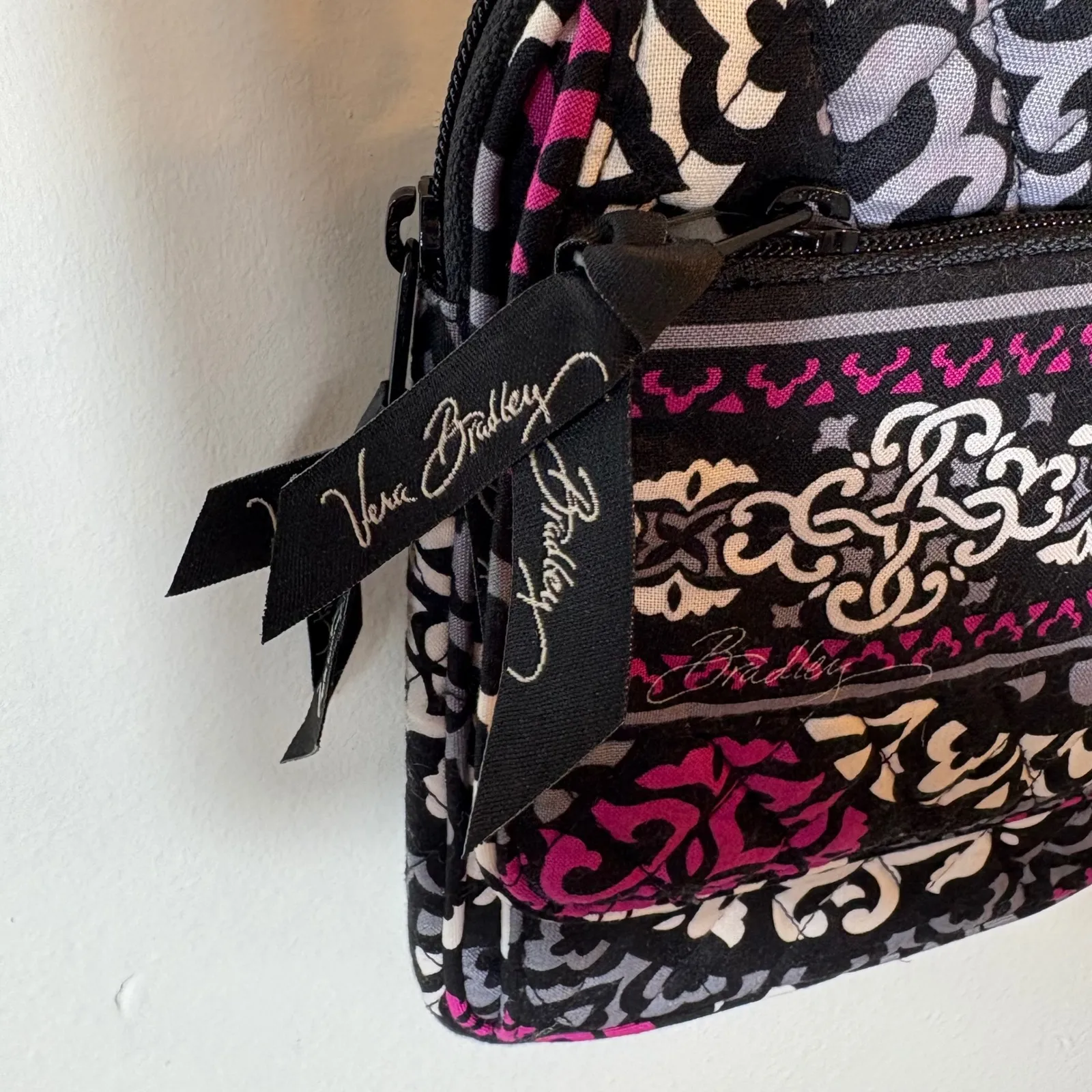 Vera Bradley Ribbons Pattern Small Crossbody‎ Bag Quilted Cotton Black Pink Gray - Image 2