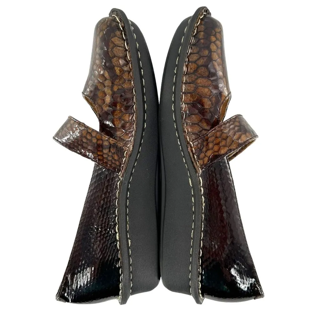 Alegria Brown Croc Embossed Patent Leather Mary Jane Flats Size 38 Comfort Shoes - Image 6