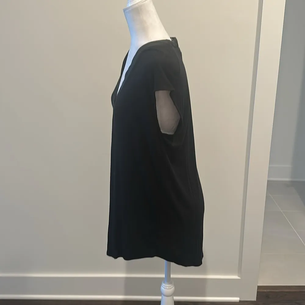 Evereve NWT  Peyton Jensen Jayne Trim Tee Sz M - Image 3