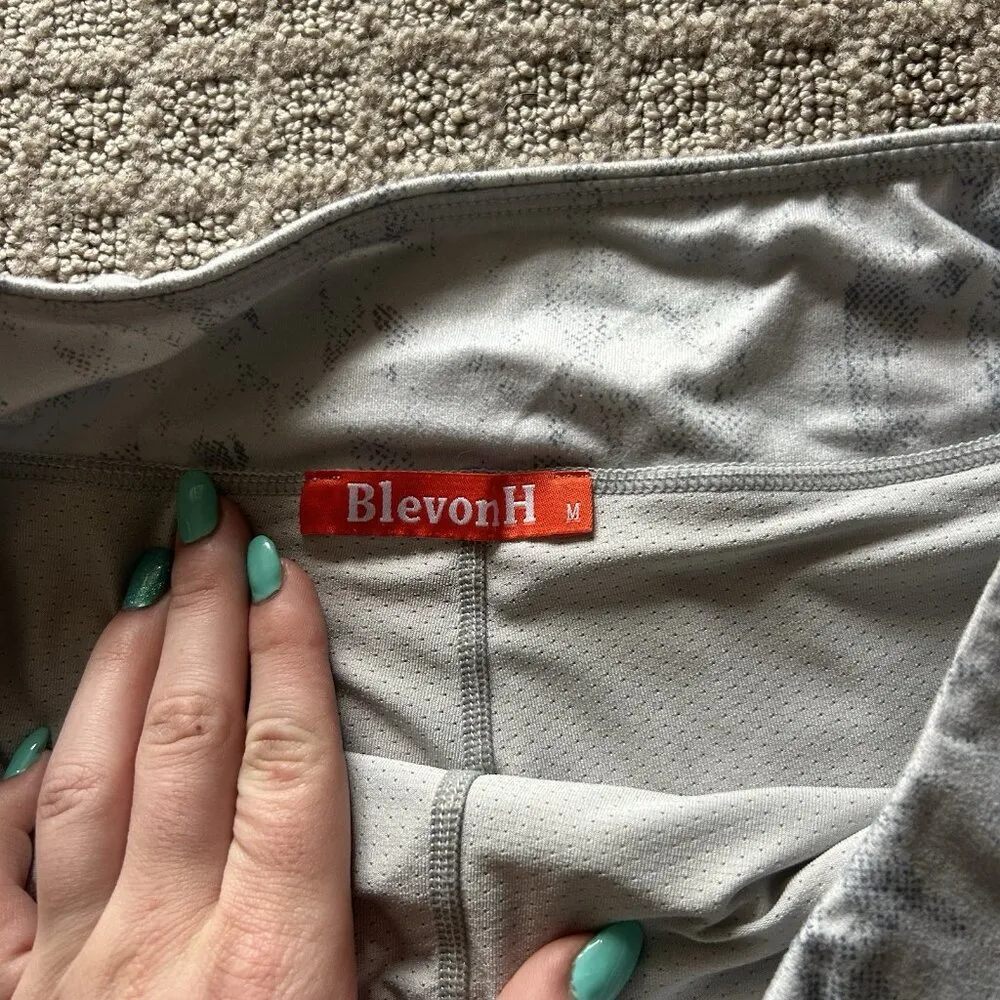 BlevonH Skort Womens Medium M Gray White Active Tennis Golf Skirt Outdoor - Image 5