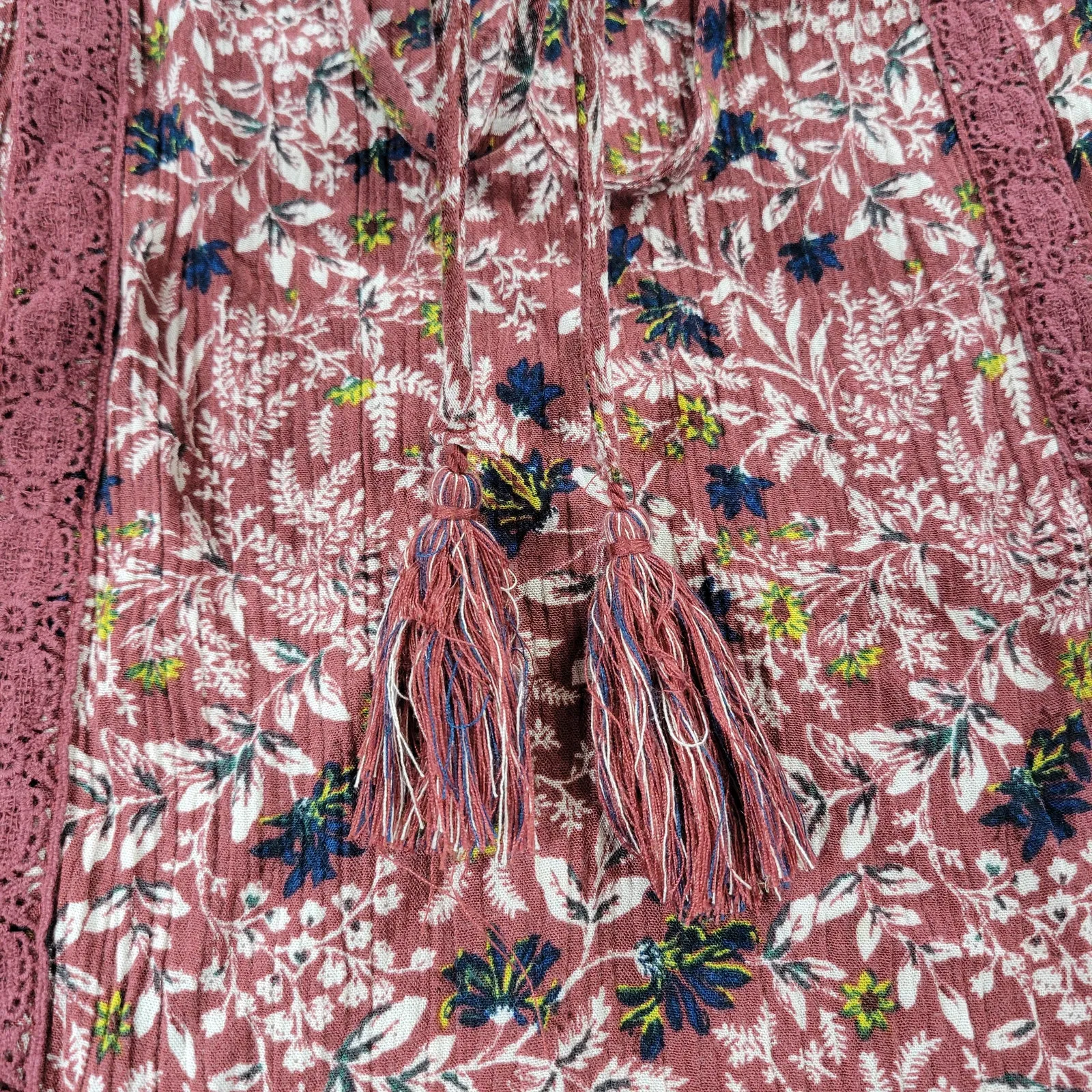 Knox Rose Top Womens L Maroon Red Floral Peasant Flowy Tassels Boho Hippie - Image 7