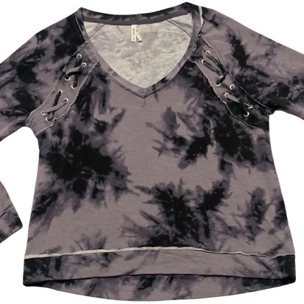 Mudd Tie Dye Long Sleeve V Neck Top - Image 2