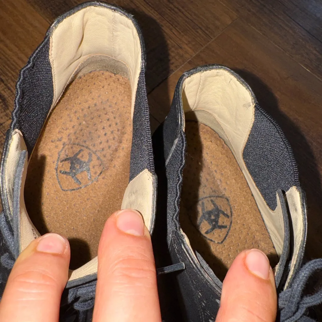 Ariat Black Leather Ankle Booties - Image 13