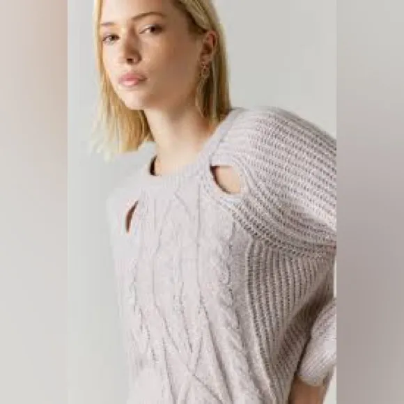 Francesca’s Kassidy Keyhole Pullover Sweater NWT Size XS - Image 4