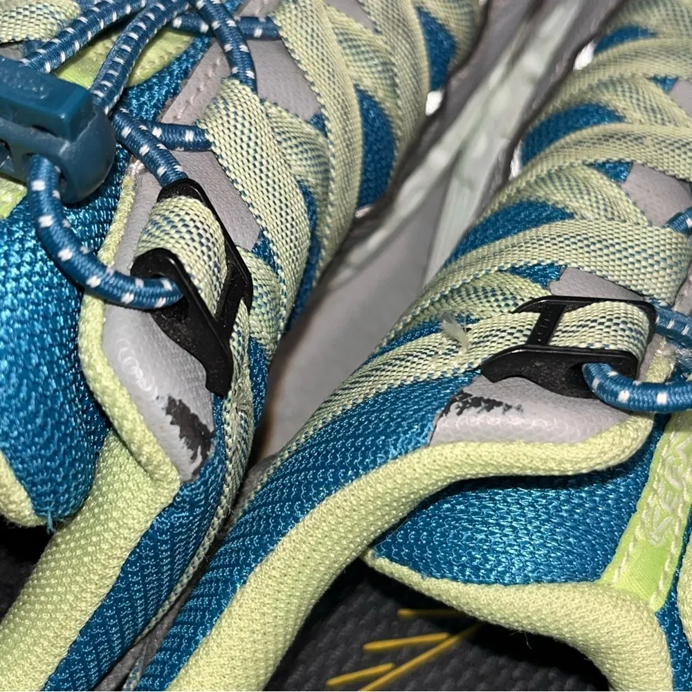 Keen Versatrail Low Waterproof Laceless Hiking Shoes Sneakers Women’s size 9.5 - Image 11