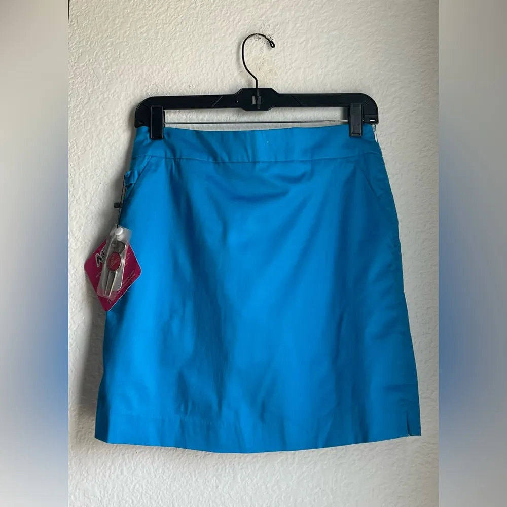 Royal & Awesome Why so Blue Ladies Skort Size 6 - Image 2