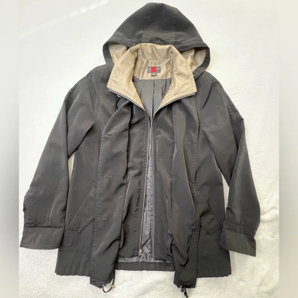 Gallery Black and‎ Tan Blazer with Layered Design - Image 4