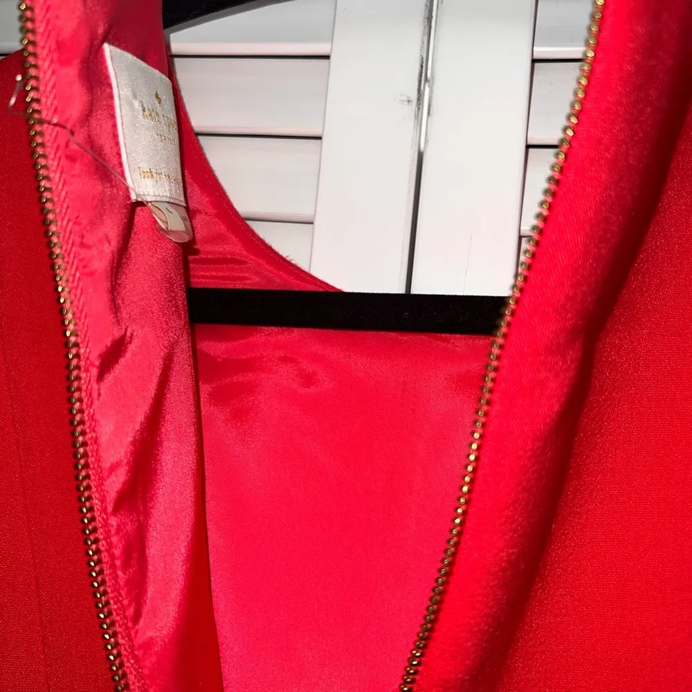 KATE SPADE Sleeveless Dress, Watermelon Color with Gold Zipper down back size 4 - Image 5