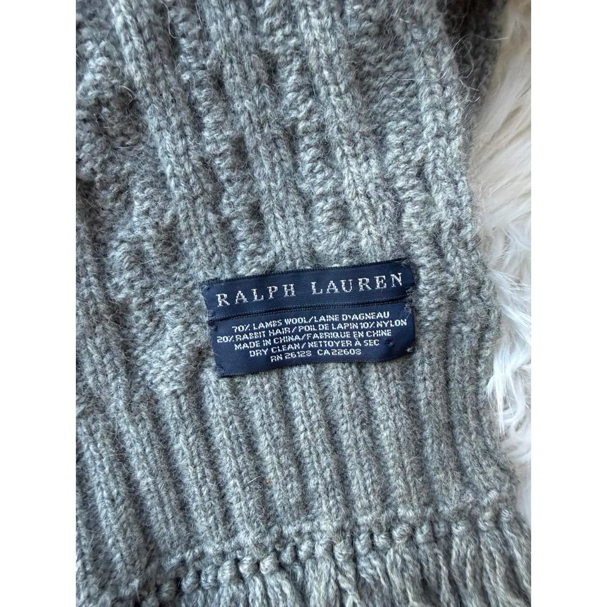 Ralph Lauren Gray Cable Knit Lambswool  Scarf with Fringe - Image 4