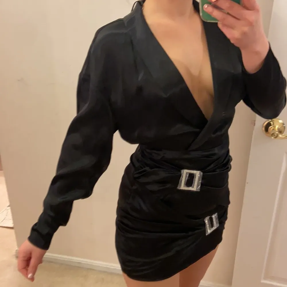 Zara satin effect dress. S - Image 4