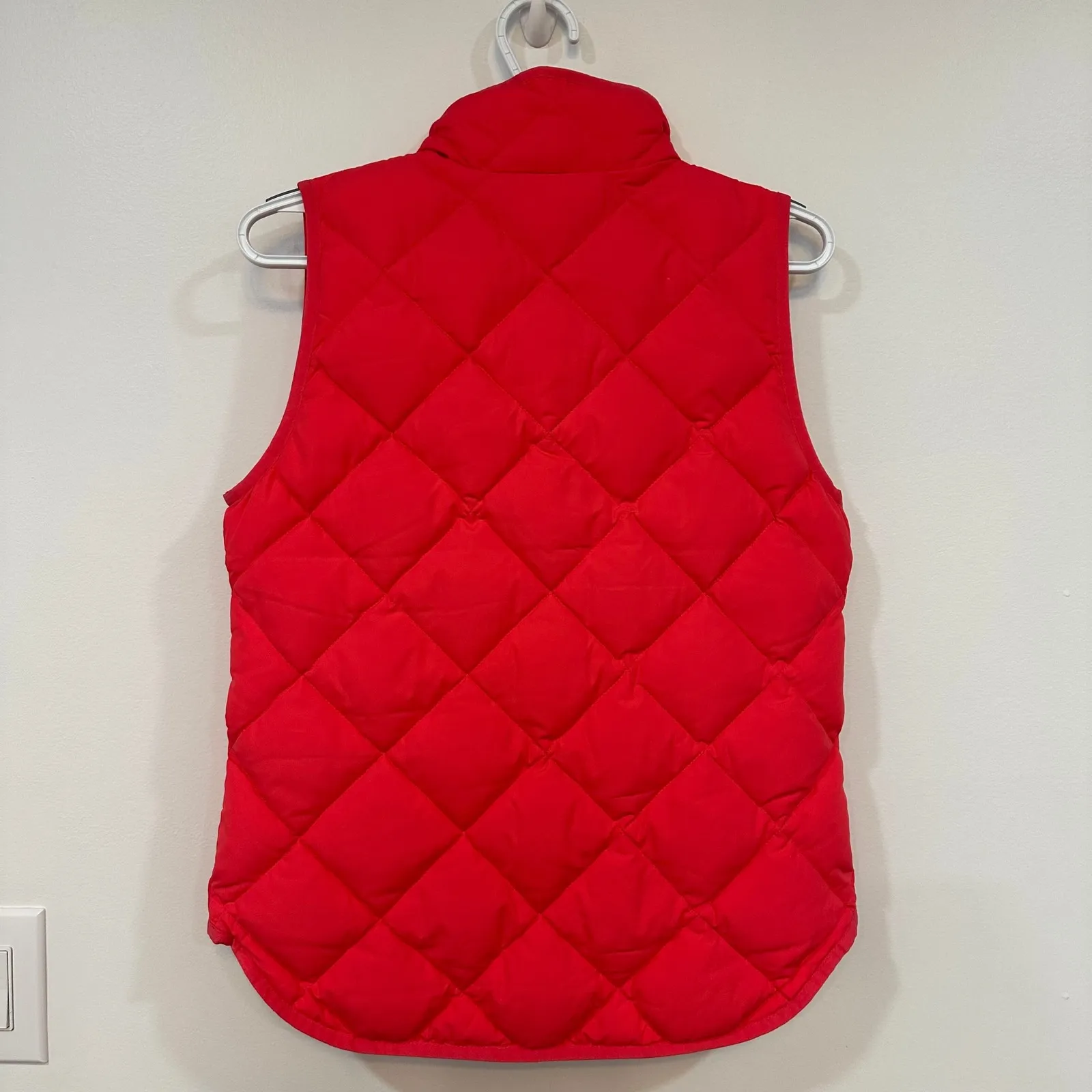 J Crew Puffer Vest XS NWT Pink Quilted Full Zip Outerwear Bright Pocket Down - Image 5
