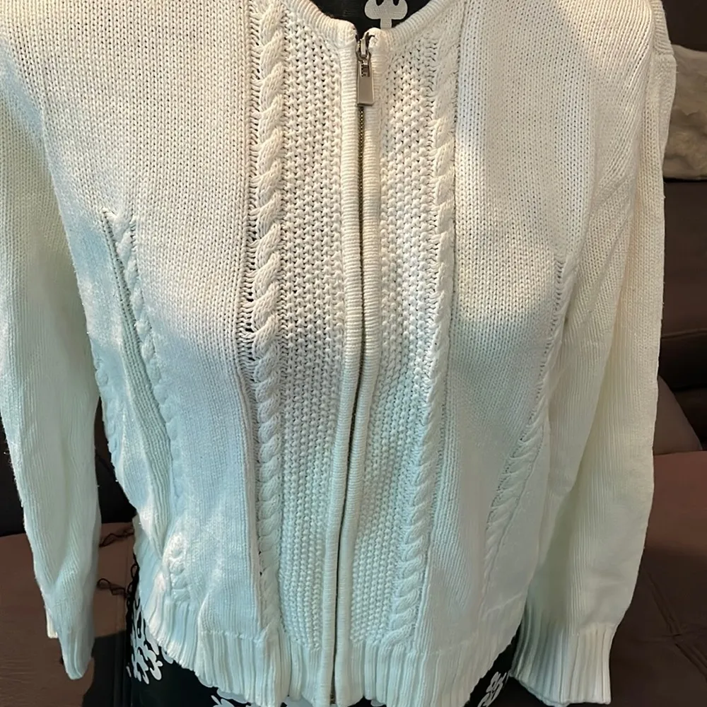 LIZ CLAIBORNE Liz sport Petite White Cardigan Sweater Size Petite Small - Image 2