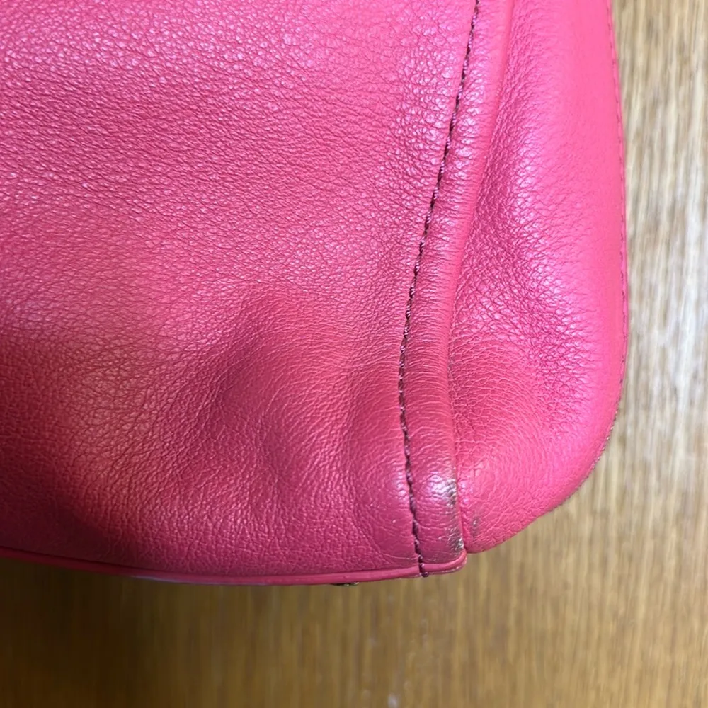 Kate Spade Cobble Hill Andee Fushia Leather Satchel w/ Goldtone Chain Straps - Image 12