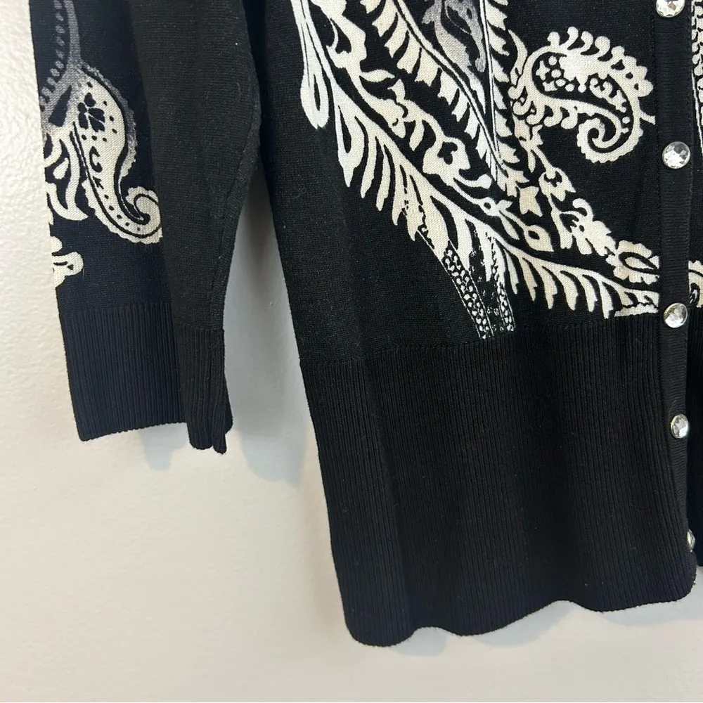 WHBM Black & White Paisley Rhinestone Button Cardigan Size Small - Image 6