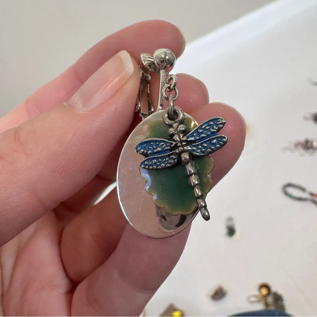 Silver Tone Green Blue Dragonfly Clip On Earrings Womens Jewelry - Image 6
