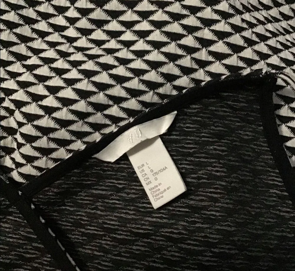 H&M Crossover Cutout sides dress - Image 7