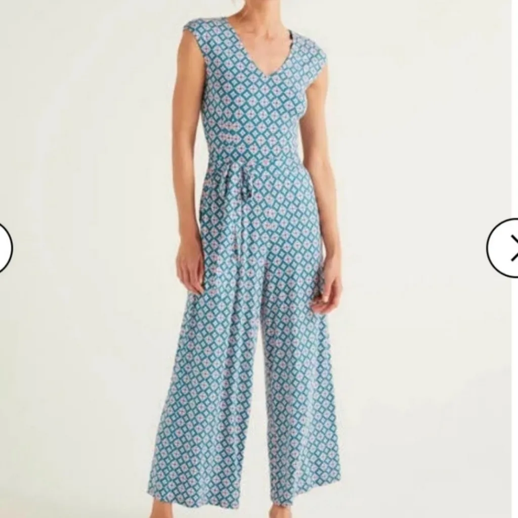 Boden Corrine jersey Vneck tie waist pants jumpsuit geometric print Size 4 Blue - Image 2