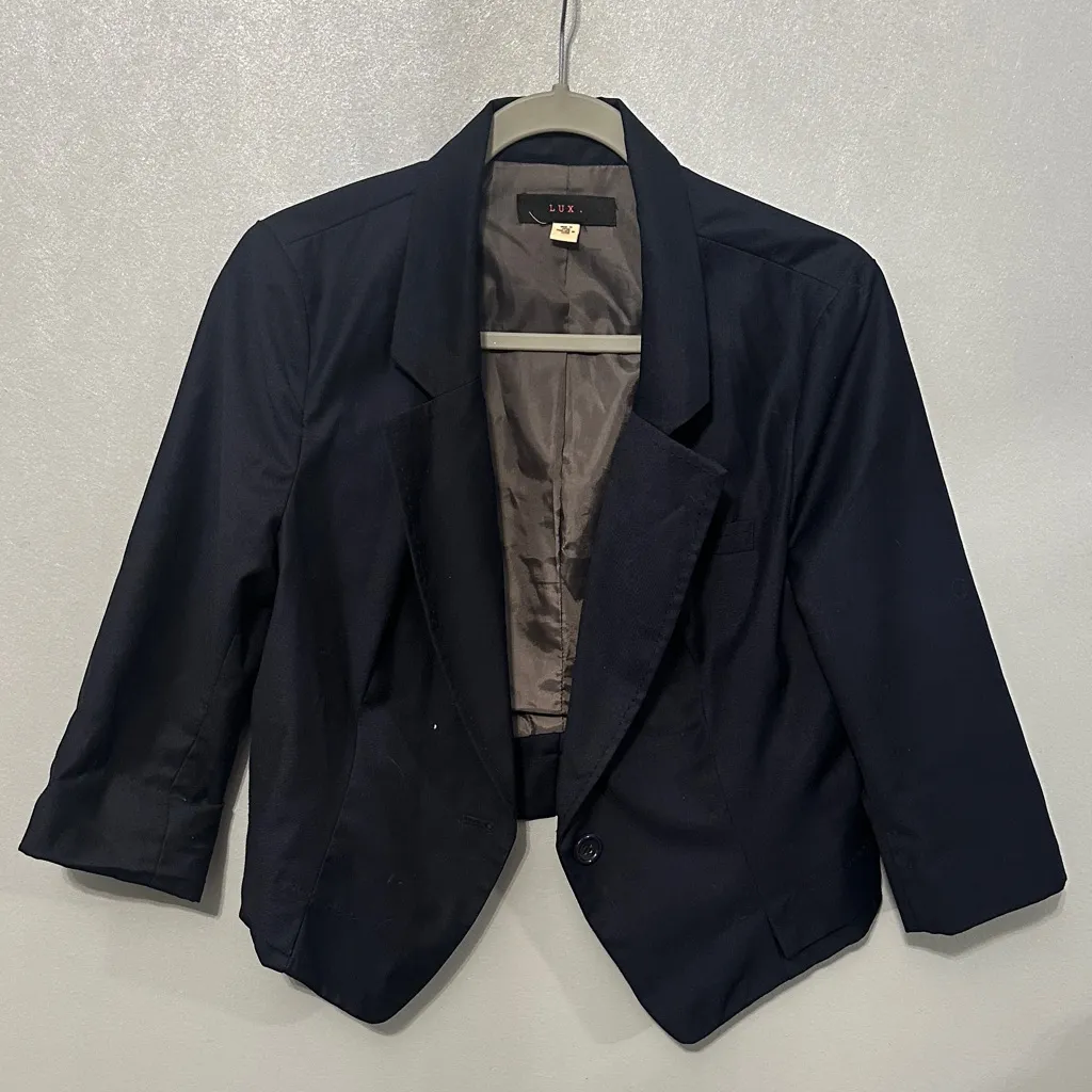 LUX. Black Cropped Blazer Size M - Image 2